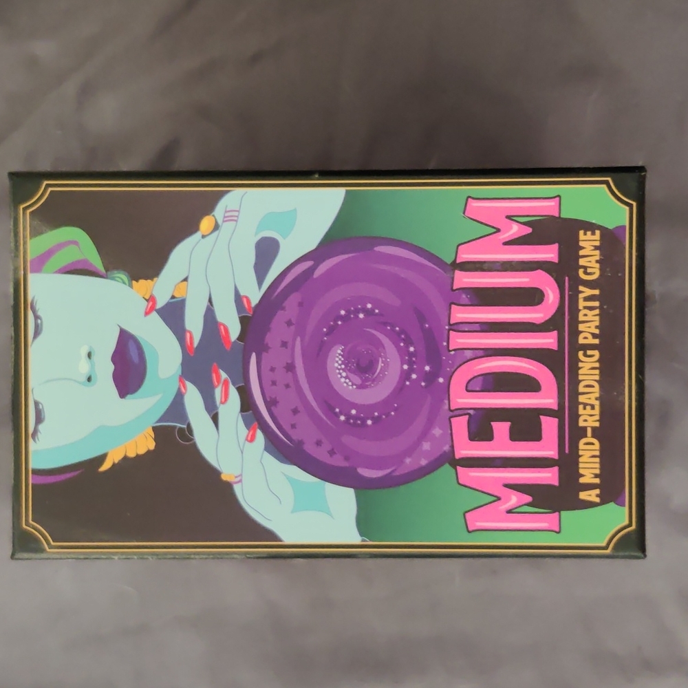 ⛔SOLD⛔ Card game